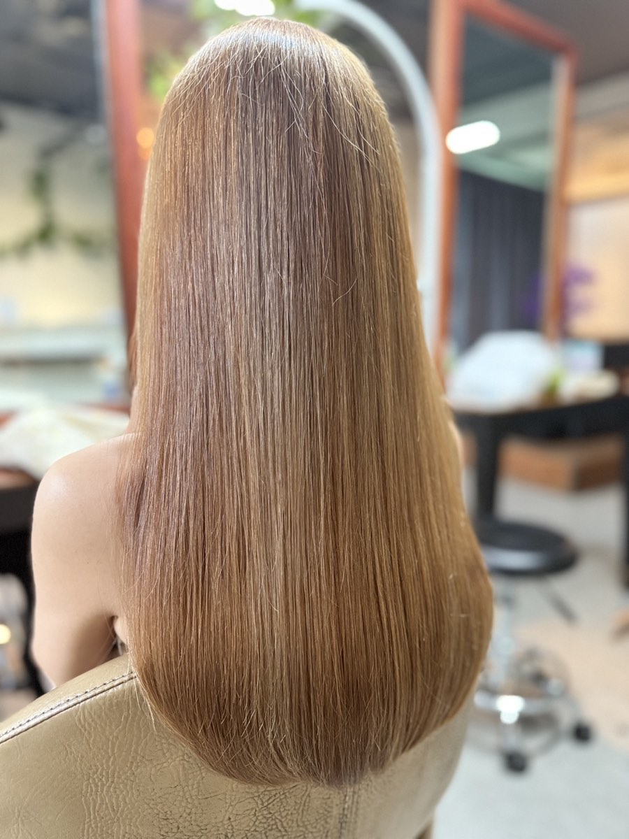 Glossy straight long hair